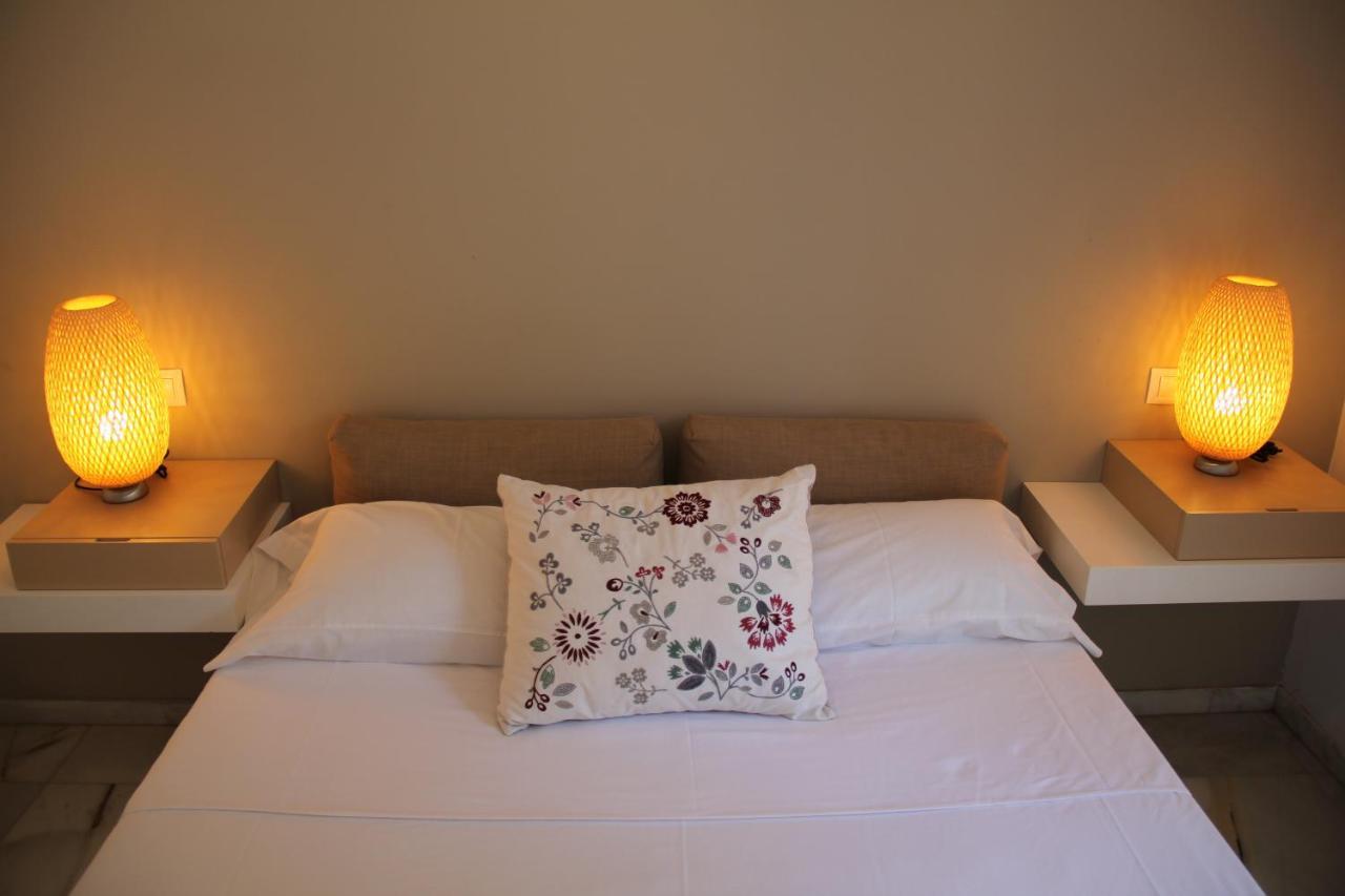 Apartamento Huerta La Reina Cordoue Extérieur photo